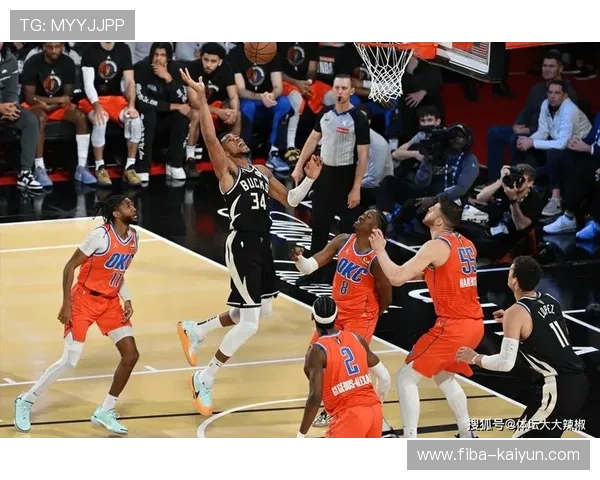 雷霆青年军主场迎战雄鹿,快速转换克制防守漏洞 雷霆青年军主场迎战雄鹿,快速转换克制防守漏洞